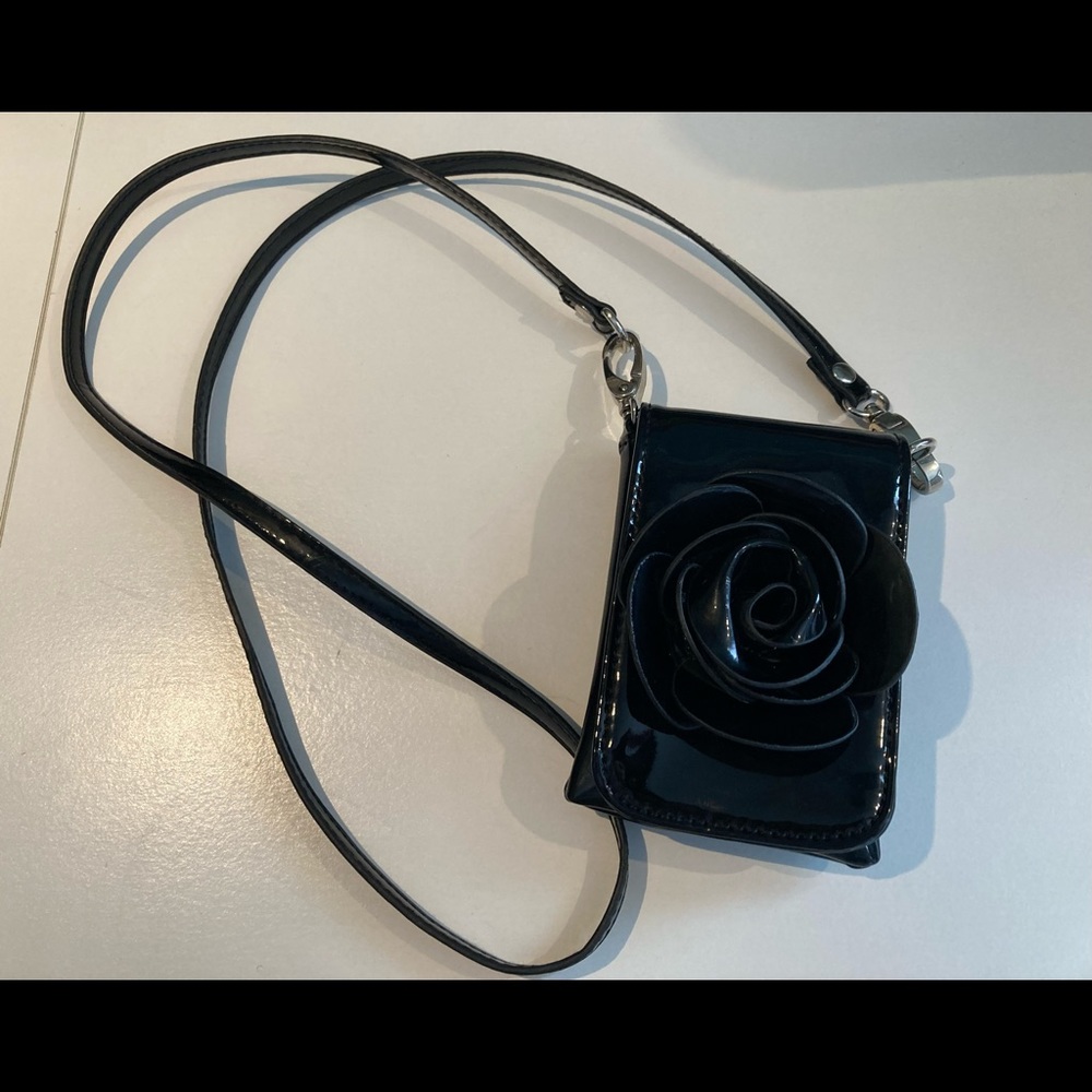 Rosette purse